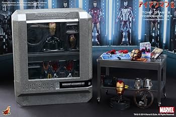 SALE‼️トニースターク４枚セット‼️ Amazon.co.jp: Hot Toys 1:6 トニー・スターク - マークV スーツ